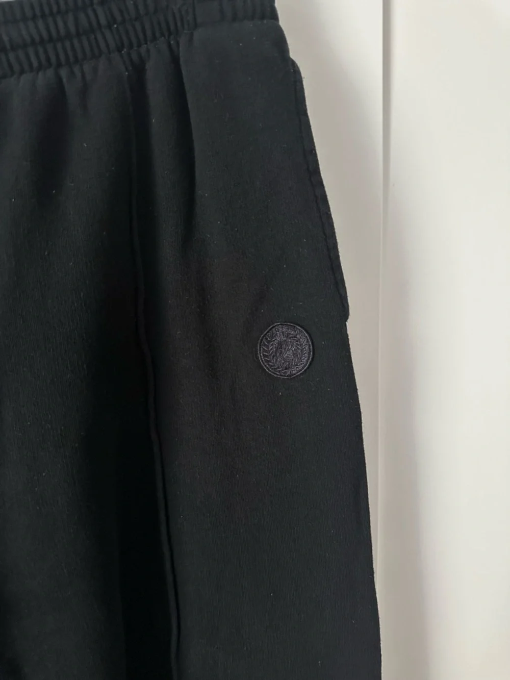 PINK Victoria's Secret Black Sweatshirt with White Trim and Wide Leg Pants Set - Picture 4 of 5